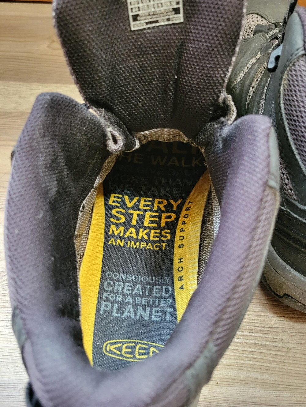 Keen Waterproof Hiking Boots - Picture 5 of 8